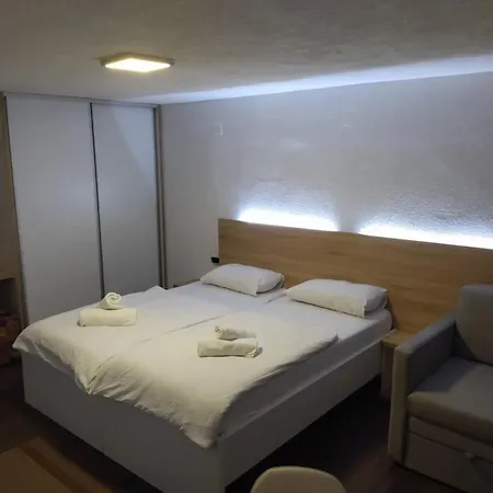 Lamisa 公寓 图兹拉